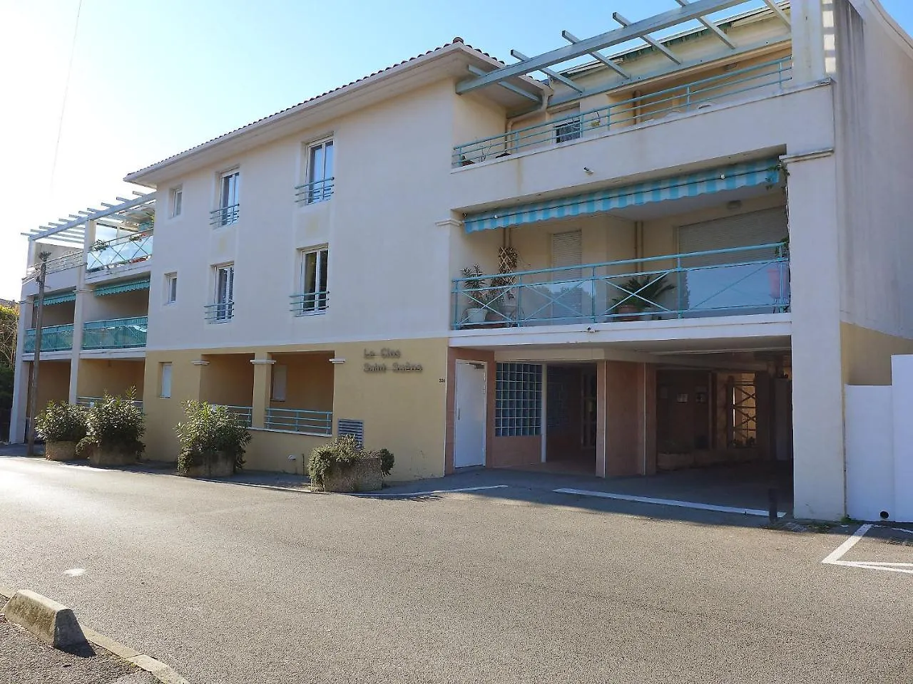 Apartment Le Clos Saint Saens-1 By Interhome Saint Aygulf